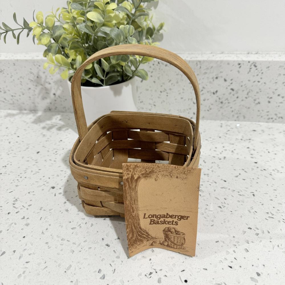 vintage longaberger Mini Basket 1983 With Handle
